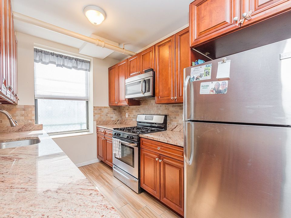 1st image of 2455 27th St APT 1