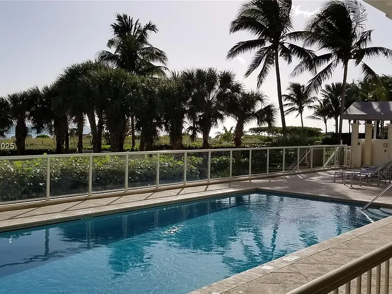 9499 Collins Ave #Penthouse 02 — Photo 8