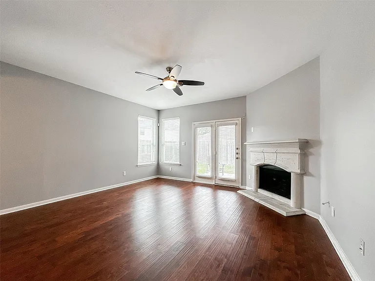 6810 Summer Bridge Ln — Photo 17