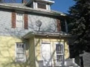 1512 Catalpa Ave, Waukegan, IL 60085