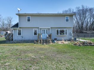 26222 W Blackhawk Ave, Ingleside, IL 60041