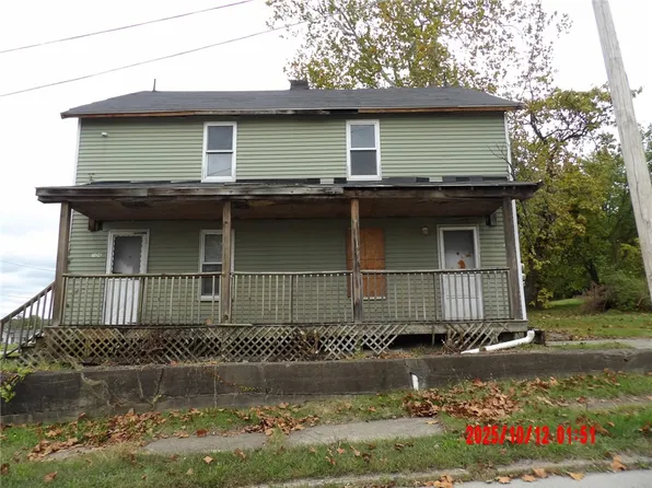 306-308 Federal St, Farrell, PA 16121