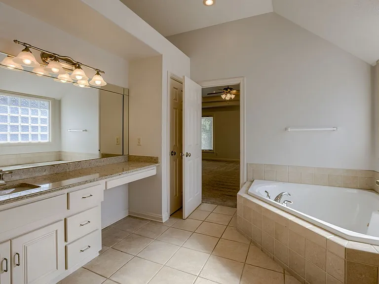 18074 Mayberry St — Photo 24