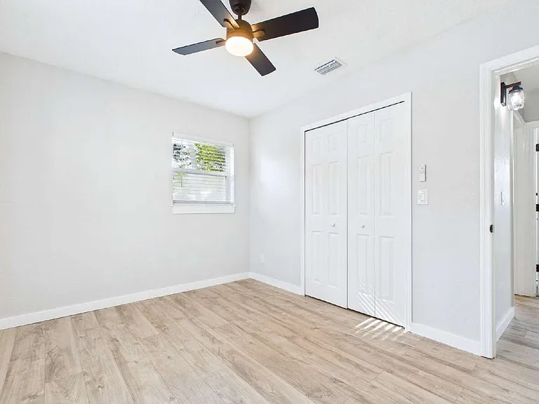 3729 Prescott St N — Photo 13
