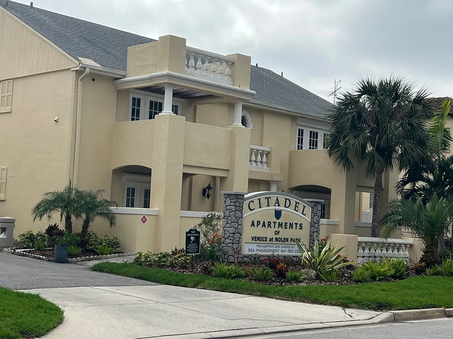 Citadel Apartments of Venice at Nolan Park — Photo 3