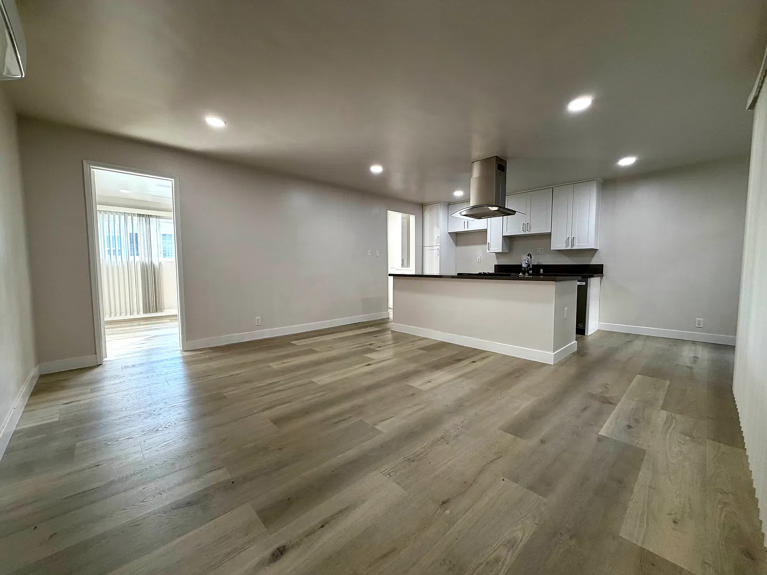 3810 E Ocean Blvd — Photo 3