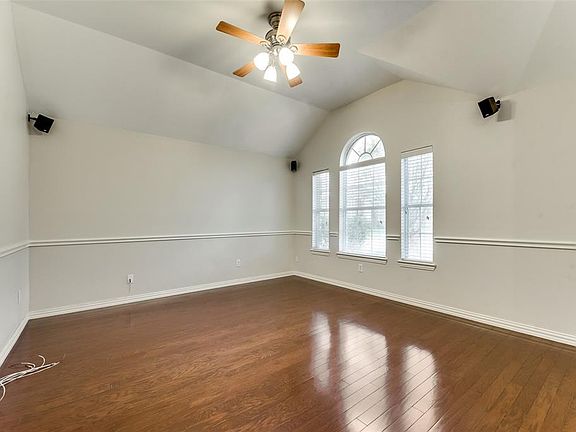 5th image of 5323 Deep Lake Dr