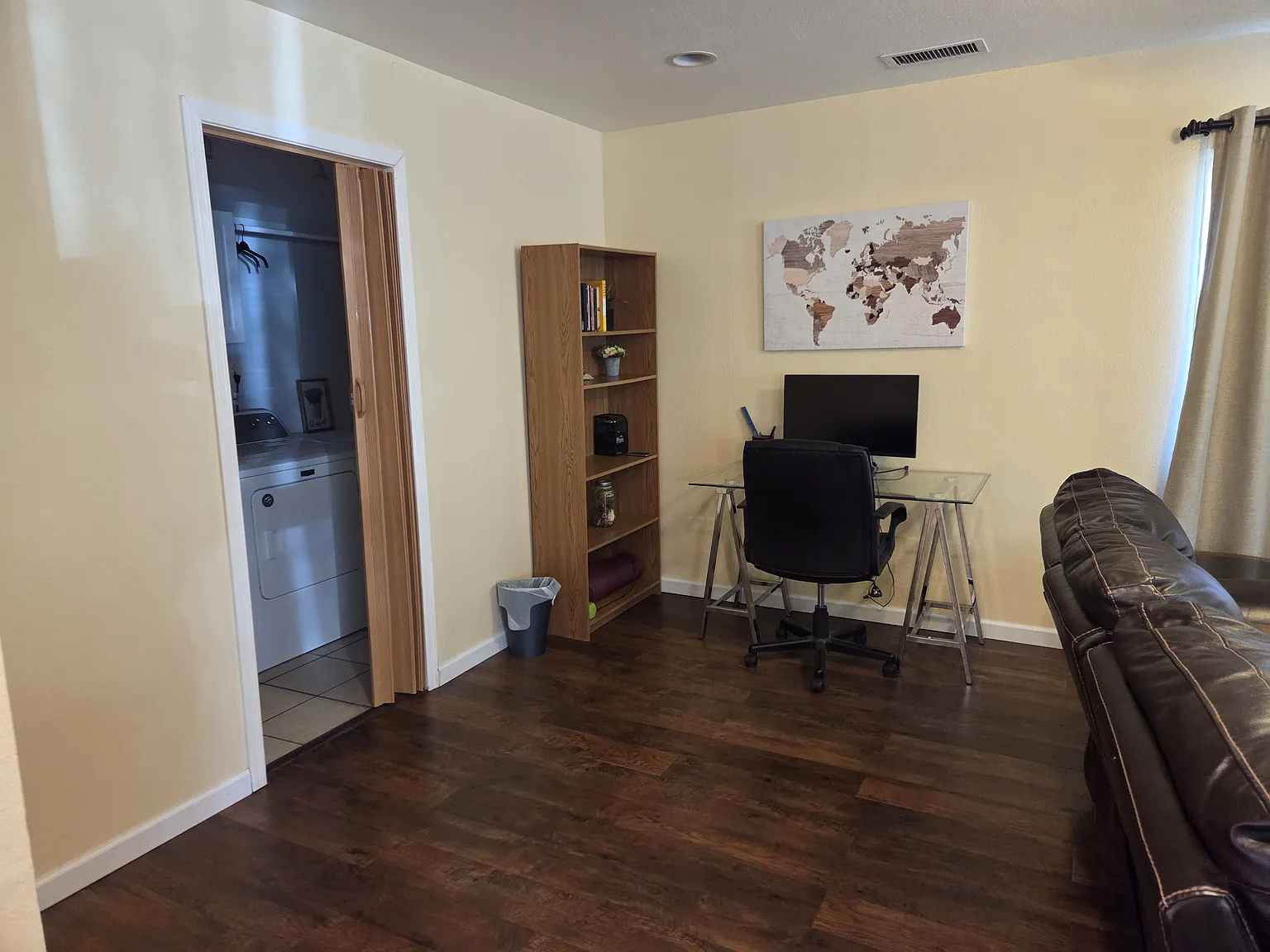 2 bed, 1200 sqft, $2,100 — Photo 3