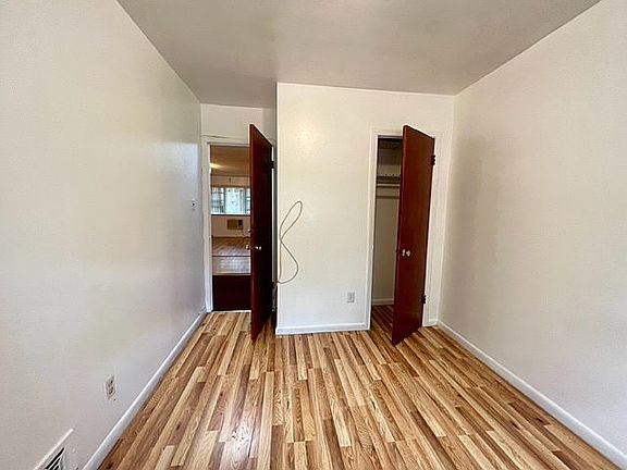 5th image of 959 E 83rd St Floor 1