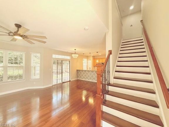 2nd image of 1617 Woodstock Ct