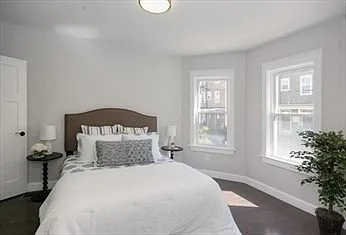 3 bed, 1009 sqft, $4,900 — Photo 4