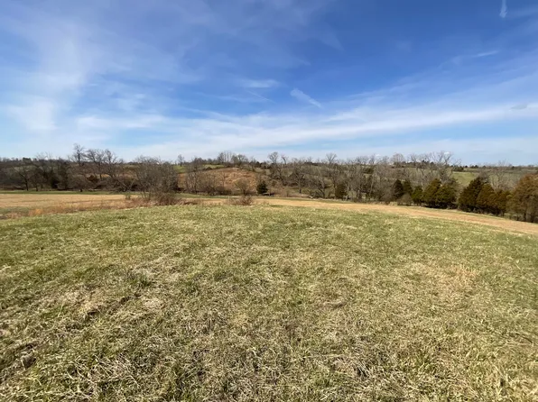 9999 McCormick Rd, Mount Sterling, KY 40353