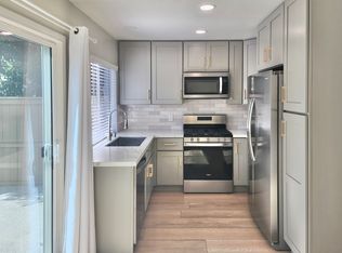 40 Thicket, Irvine, CA 92614