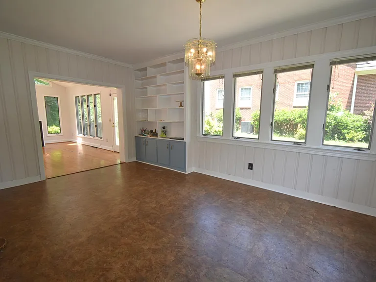 519 Audubon Dr — Photo 15