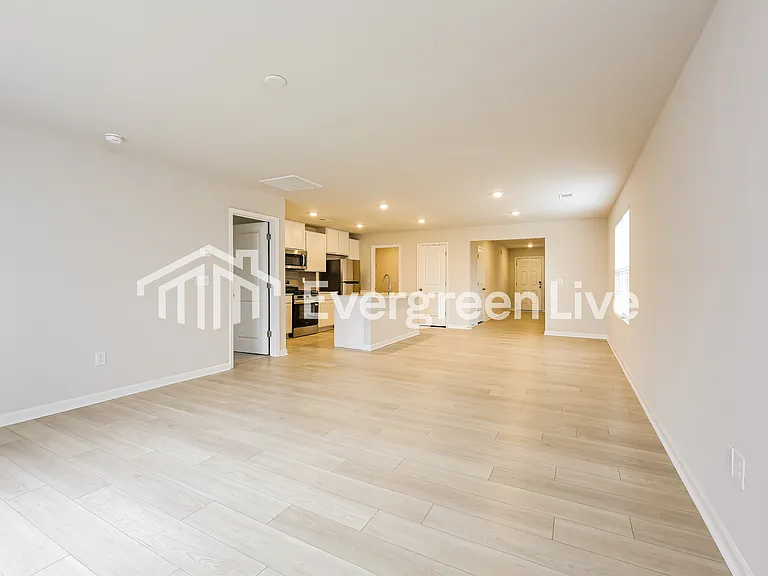 202 Meadow Gate Ct — Photo 4