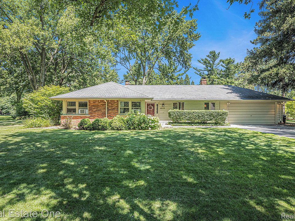 1st image of 2846 Pine Hill Dr