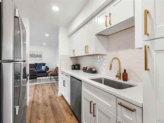 5th image of 1060 S Parker Road #35