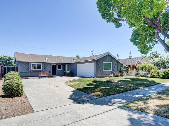 3rd image of 5570 Dent Ave