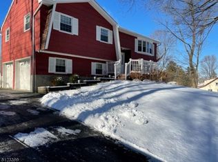 78 Edison Ave, Ogdensburg, NJ 07439