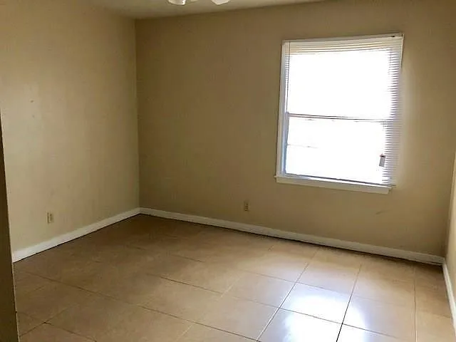 6225 Parkwood Dr W — Photo 10