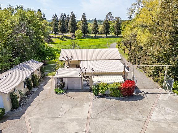 4th image of 22425 Brent Rd