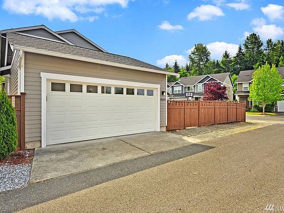 2nd image of 18554 97th Avenue Ct E