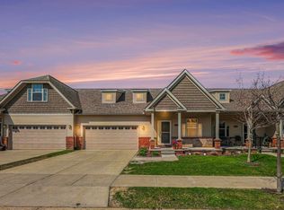 267 Victoria Dr, Dexter, MI 48130