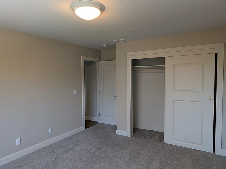 Gardenview Pl — Photo 11