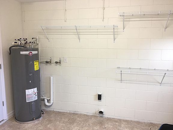4th image of 6700 Marcos Ave