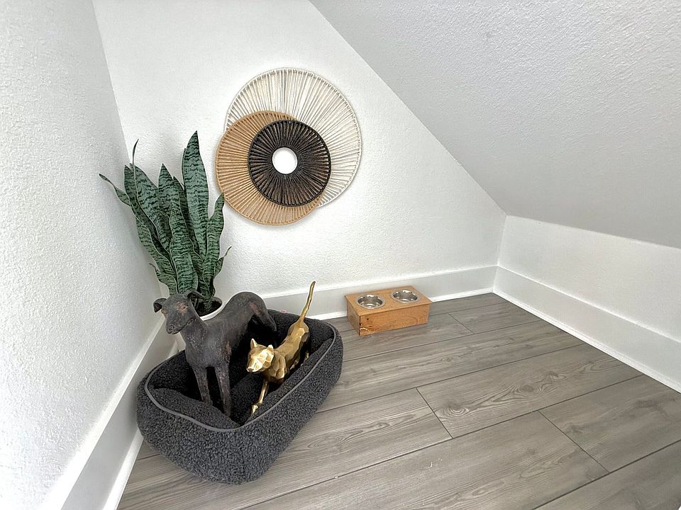 1st image of 2026 Cora Ivy Ln
