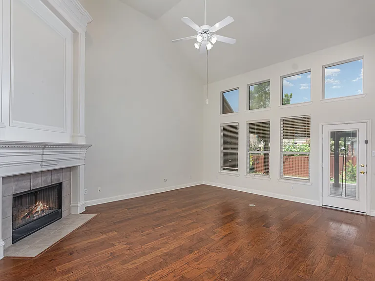 4465 Stargazer Dr — Photo 7
