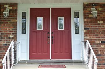 Attractive Front Entry