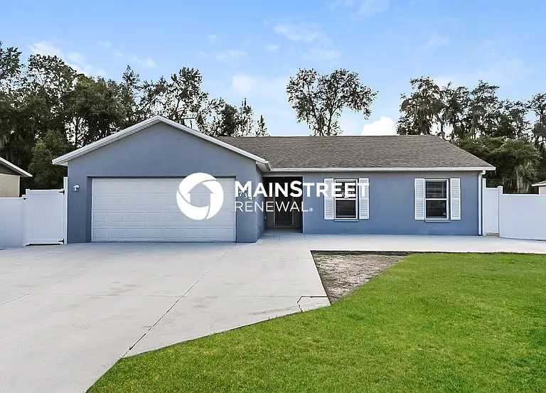 734 Fox Lake Dr — Photo 1