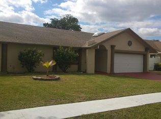7380 NW 37th St, Lauderhill, FL 33319