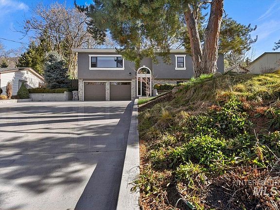 3rd image of 5320 W Hill Rd