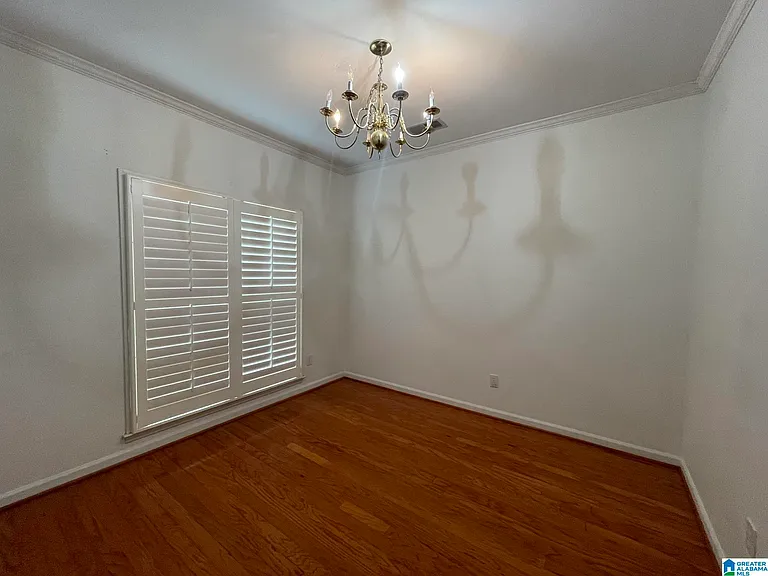 641 Rockhurst Dr — Photo 2