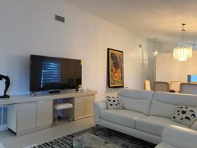 8934 Sunnywood Pl — Photo 12