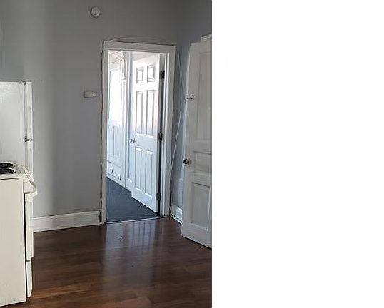 3rd image of 5528 Hunter St Floor 3