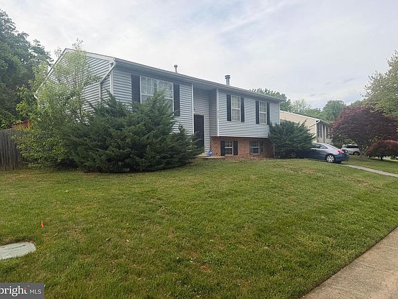 2nd image of 6105 Walnut St