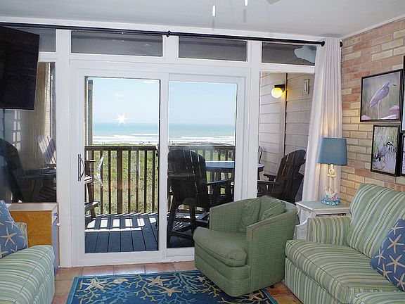 4th image of 1700 Gulf Blvd APT 303