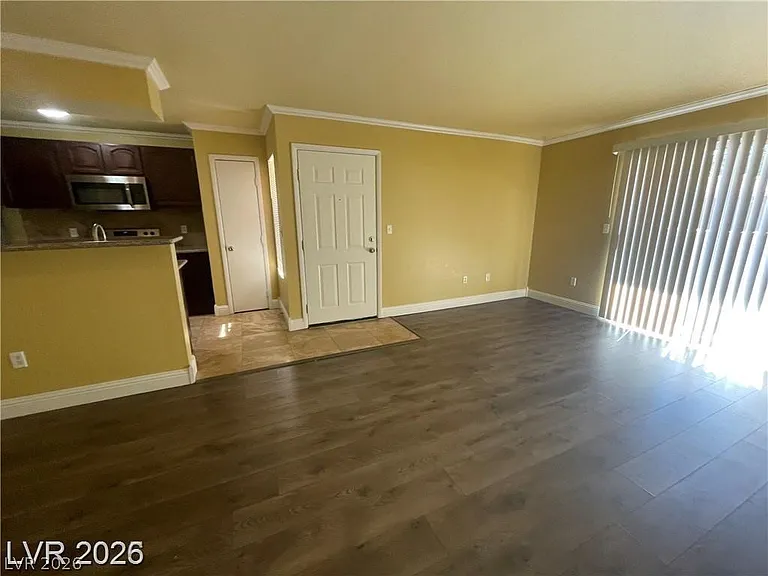 1150 N Buffalo Dr #1041 — Photo 2