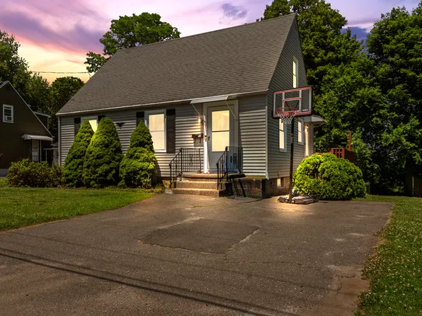 46 Rockledge Drive, Waterbury, CT 06706