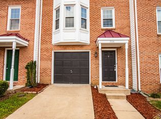 304 Braemar Pl, Fredericksburg, VA 22405