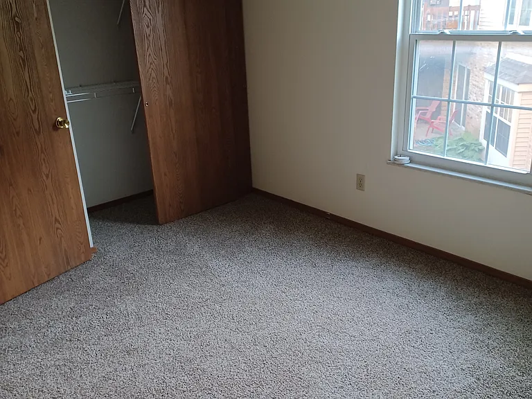 2542 Creve Coeur Mill Rd #7 — Photo 14
