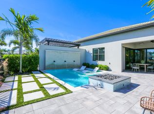 14727 Kingfisher Loop, Naples, FL 34120