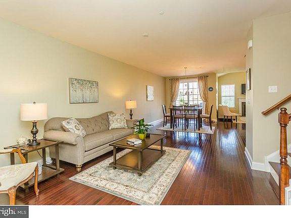 5th image of 103 Ladbroke Ln