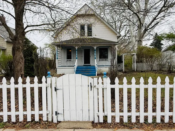 312 N Chicago St, Dwight, IL 60420