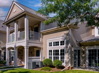 18105 Addington Dr #219, Walled Lake, MI