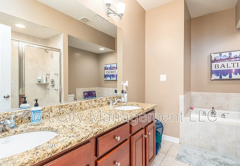 9 Yogurt Ln #4 — Photo 14