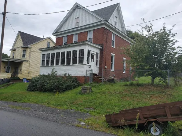 1539 N 5th Ave, Altoona, PA 16601